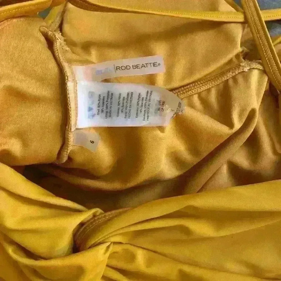 1
 Bleu Rod Beattie Desert Dreams Goldenrod Yellow One Piece Swimsuit - Picture 4 of 4